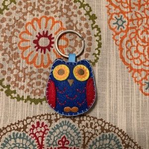 ADORABLE NEW owl keychain